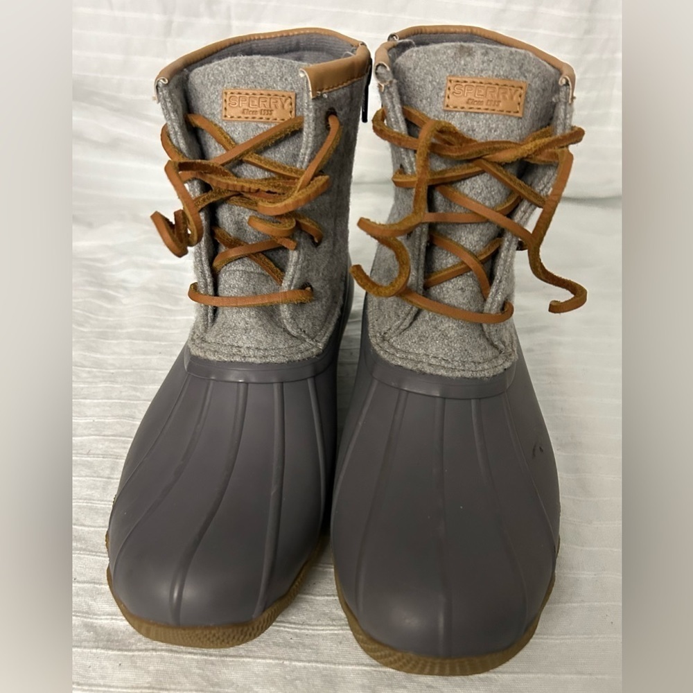 Sperry Top-Sider Girls Saltwater Wool Embossed Duck Boot w/Thinsulate Boots 4M